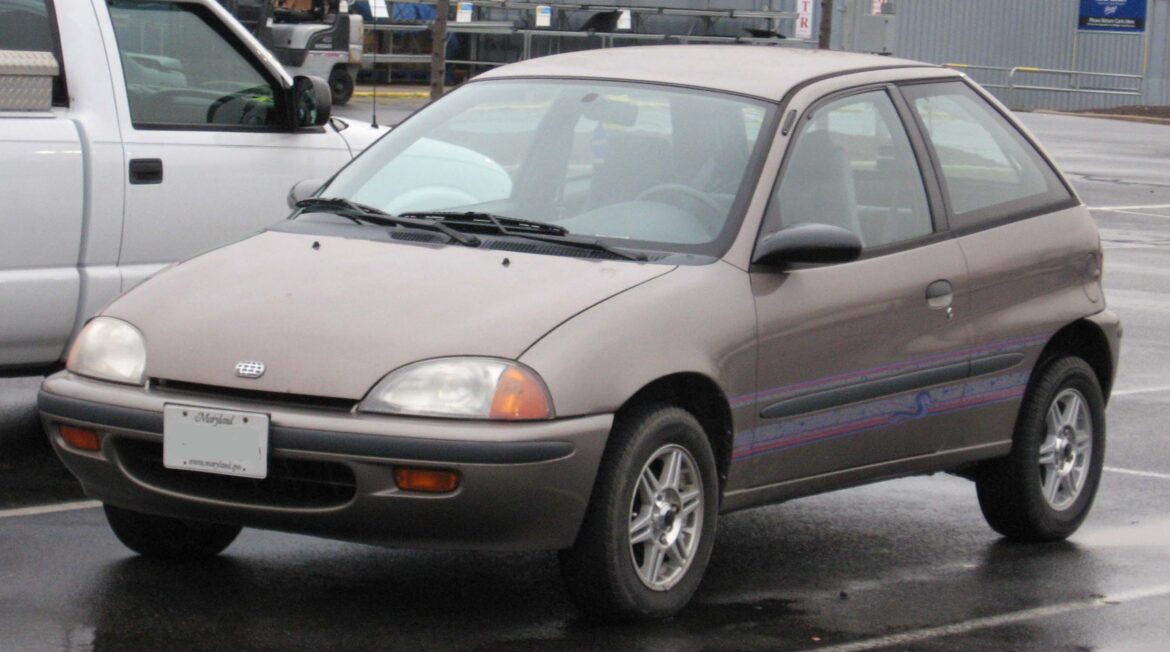 Geometro compact car